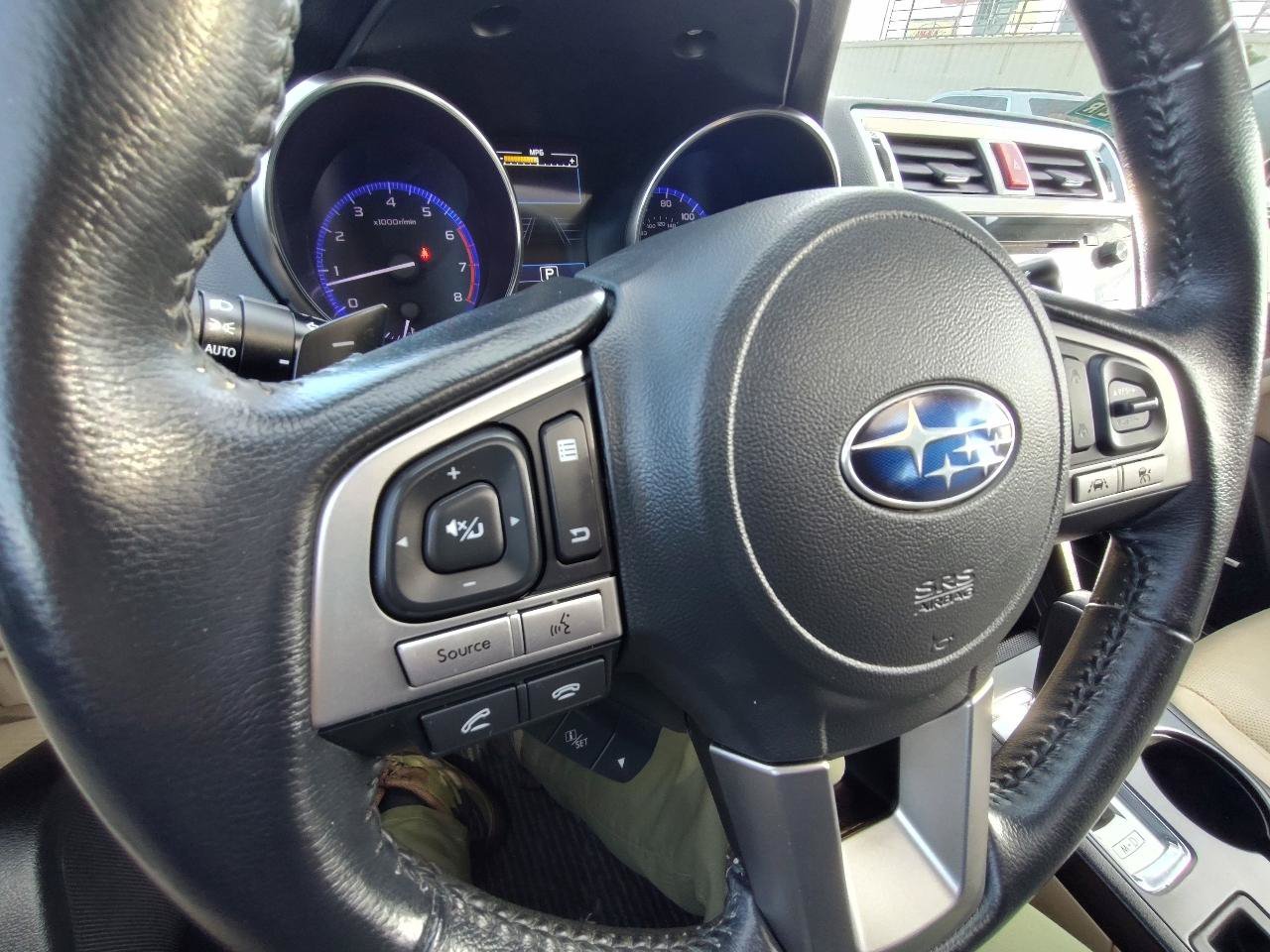 Used 2017 Subaru Outback 2.5i Limited AWD/4WD image 21