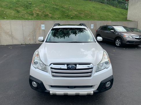 Used 2013 Subaru Outback 2.5i Limited AWD/4WD image 7
