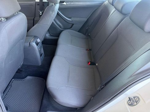 Used 2012 Volkswagen Jetta S FWD image 15