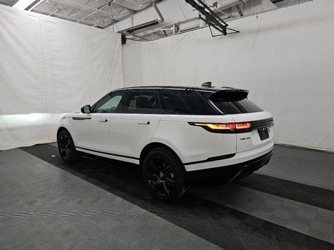 Used 2022 Land Rover Range Rover Velar R-Dynamic S image 3