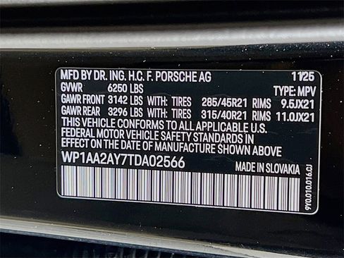 New 2026 Porsche Cayenne Base image 34