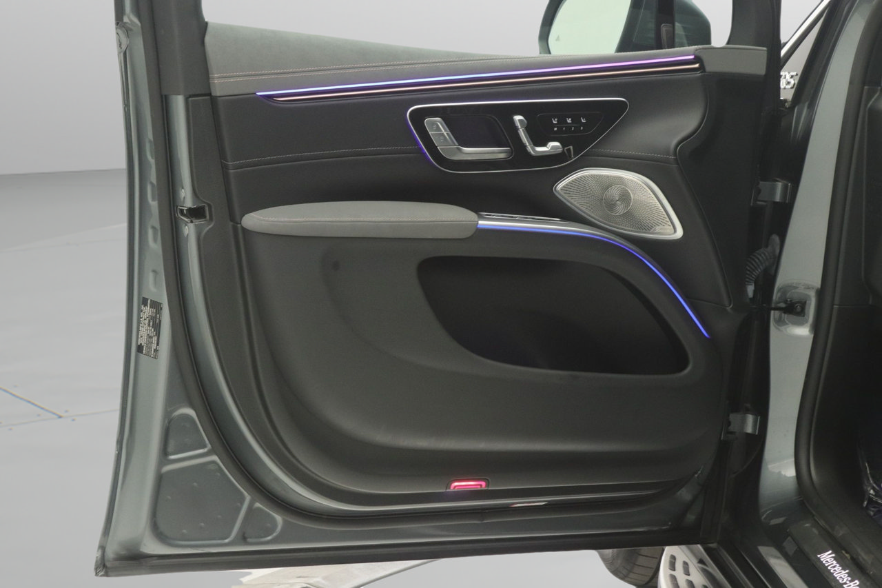 Certified 2024 Mercedes-Benz EQS 450+ SUV image 17