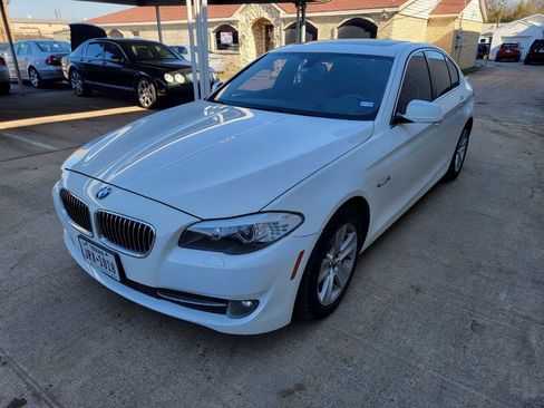 Used 2013 BMW 528i Sedan RWD image 3