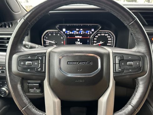 Used 2021 GMC Yukon Denali image 26