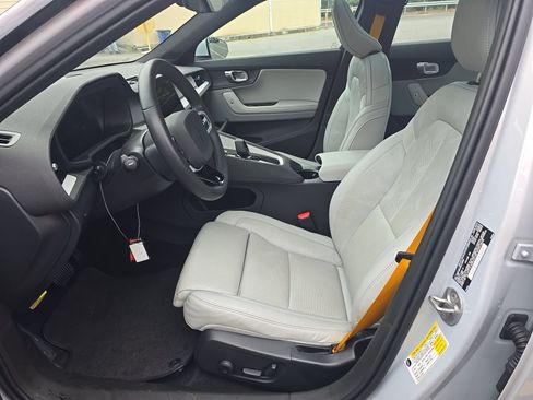 Used 2024 Polestar Polestar 2 AWD/4WD image 3