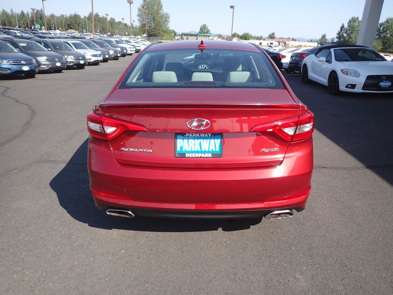 Used 2015 Hyundai Sonata Sport FWD image 4
