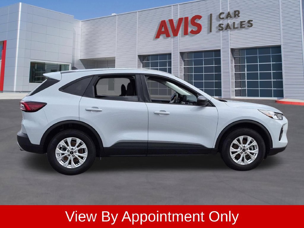 Used 2025 Ford Escape Active AWD/4WD image 5