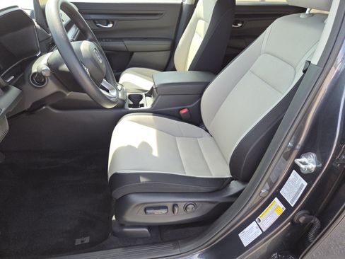 Used 2025 Honda CR-V EX image 25