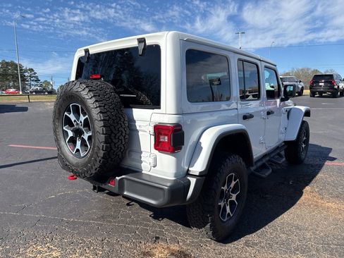 Used 2022 Jeep Wrangler Unlimited Rubicon w/ LED Lighting Group image 7