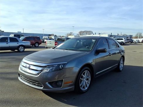 Used 2011 Ford Fusion SEL w/ 302A Rapid Spec Order Code image 3