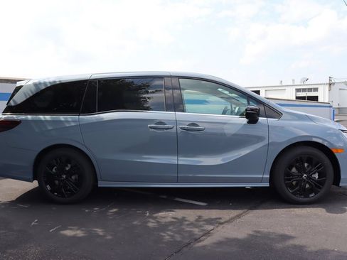 Used 2026 Honda Odyssey Sport-L image 6