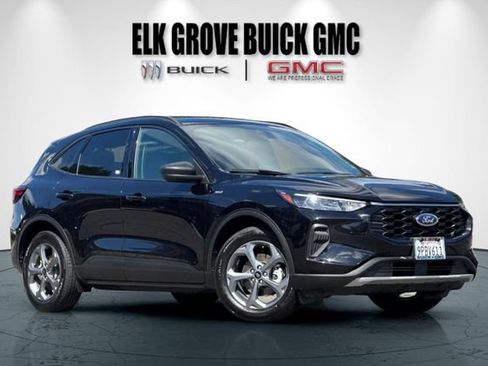 Used 2025 Ford Escape ST-Line FWD image 2
