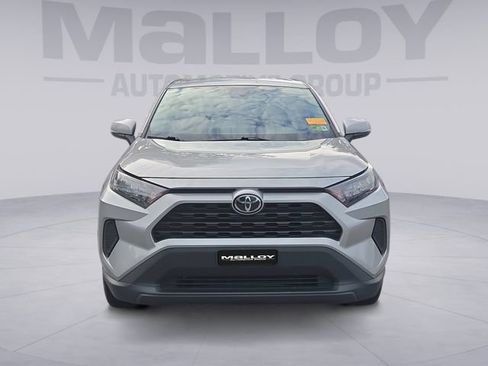 Used 2022 Toyota RAV4 LE AWD/4WD image 8