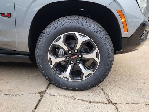 New 2026 GMC Yukon XL AT4 Ultimate AWD/4WD image 63