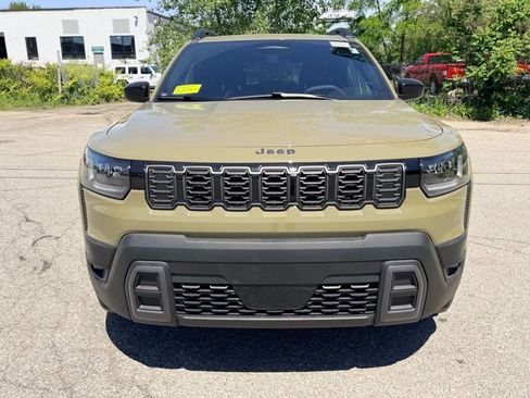 New 2026 Jeep Cherokee Laredo AWD/4WD image 5