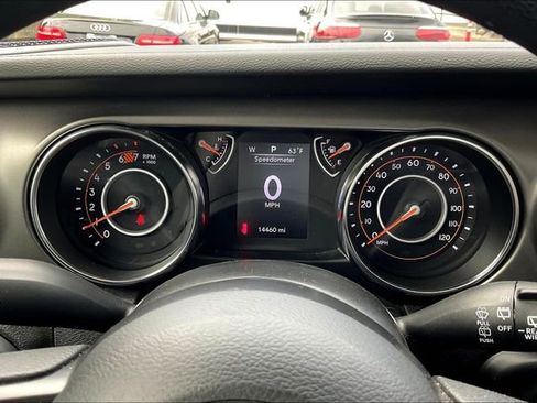 Used 2022 Jeep Wrangler Unlimited Sport image 17