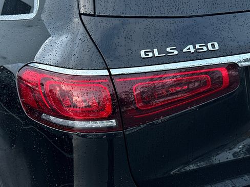 Certified 2022 Mercedes-Benz GLS 450 4MATIC image 9