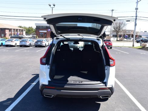 Certified 2023 Honda CR-V Sport image 9