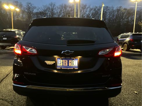 Used 2020 Chevrolet Equinox LT w/ Midnight Edition image 32