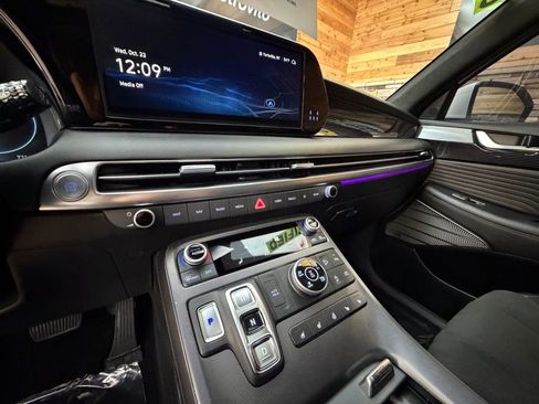 Used 2024 Hyundai Palisade Calligraphy image 18