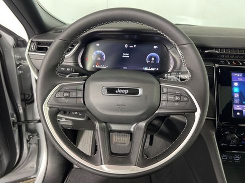 New 2025 Jeep Grand Cherokee L Laredo w/ Luxury Tech Group I image 15