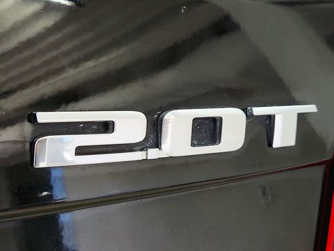 Used 2019 Cadillac CTS AWD Sedan w/ Seating Package image 32