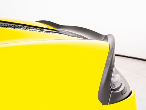 Used 2018 McLaren 570S Spider image 14