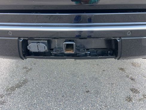 Used 2022 Jeep Grand Wagoneer Series III w/ Flexible Seating Group image 28