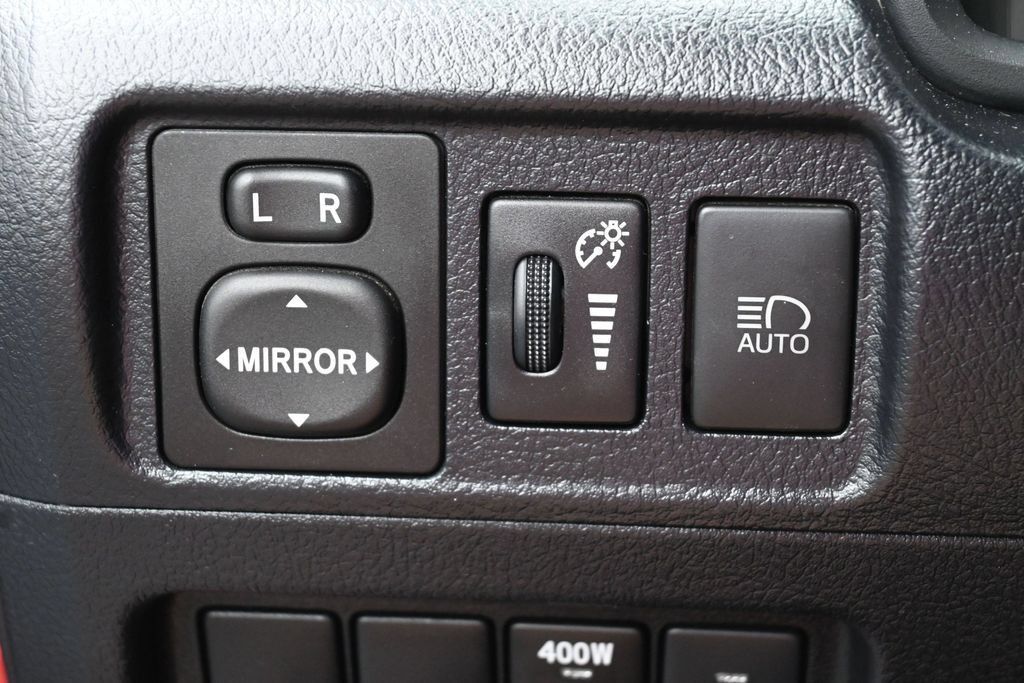 Used 2022 Toyota 4Runner TRD Off-Road Premium AWD/4WD image 14