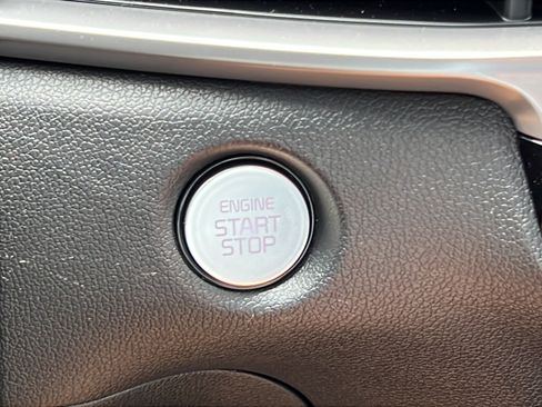 New 2026 Kia Sorento LX FWD image 24