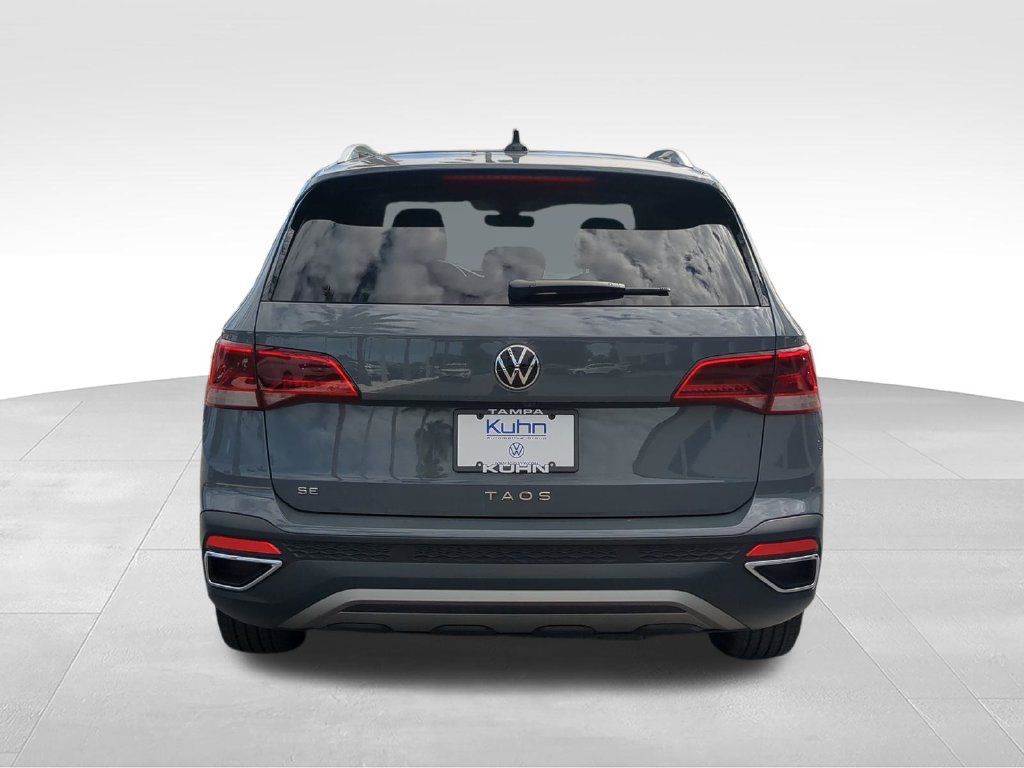 Certified 2023 Volkswagen Taos SE w/ Panoramic Sunroof Package FWD image 5