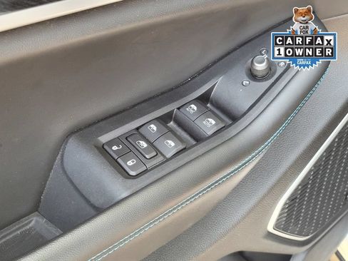 Used 2022 Jeep Grand Cherokee Trailhawk w/ Luxury Tech Group III AWD/4WD image 16