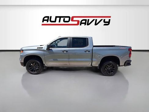 Used 2025 Chevrolet Silverado 1500 Custom Trail Boss w/ LPO, Dark Essentials Package image 4