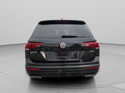 Used 2020 Volkswagen Tiguan SE R-Line image 4
