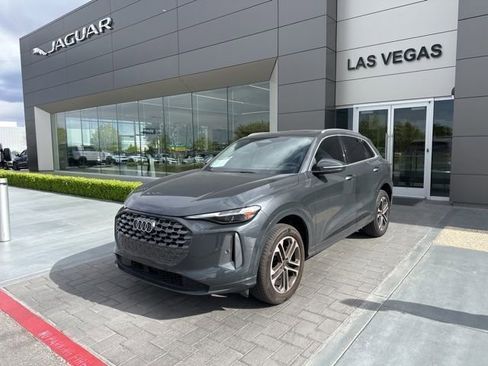 Used 2025 Audi Q5 Premium Plus AWD/4WD image 1