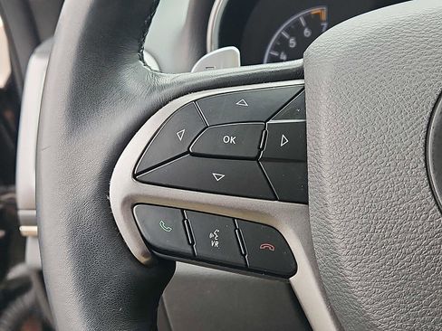 Used 2019 Jeep Grand Cherokee Limited X image 21