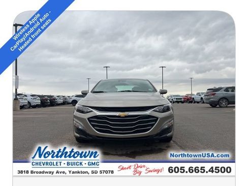 Used 2024 Chevrolet Malibu LT FWD image 3