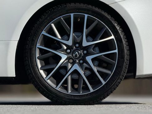 Used 2015 Lexus RC 350 AWD w/ Navigation System Package image 18