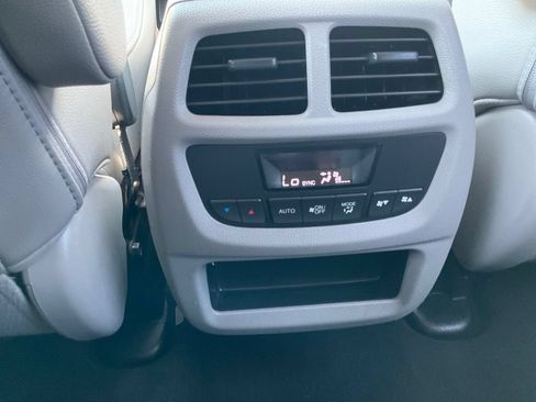 Used 2018 Honda Pilot EX-L image 35