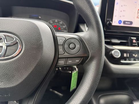 Used 2023 Toyota Corolla LE FWD image 16