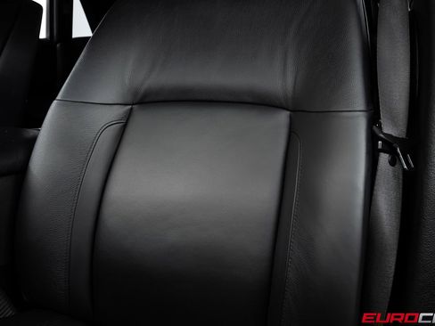 Used 2010 Rolls-Royce Ghost image 41