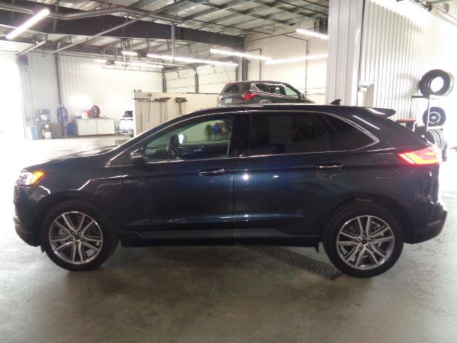 Certified 2024 Ford Edge Titanium w/ Equipment Group 301A AWD/4WD image 5