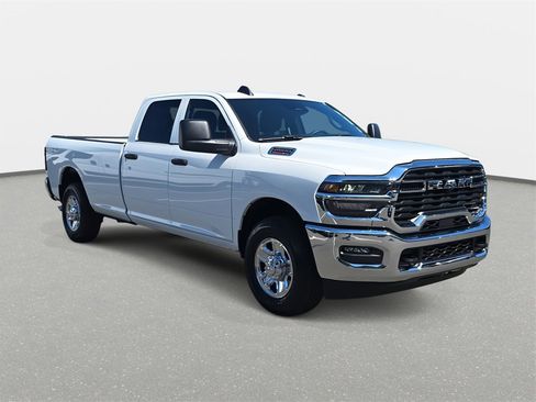New 2026 RAM 2500 Tradesman w/ Chrome Appearance Group image 3