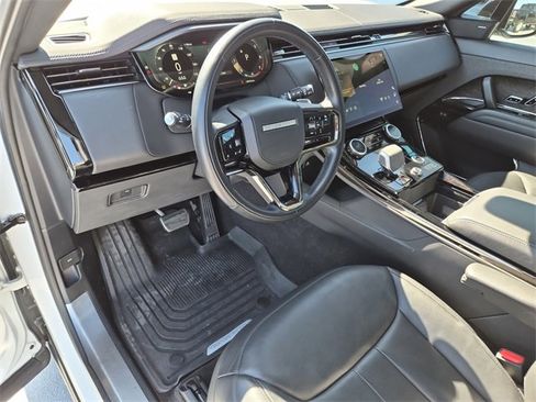 Used 2023 Land Rover Range Rover Sport SE Dynamic image 16
