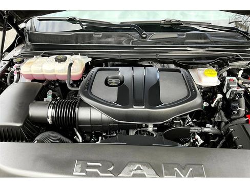 Certified 2026 RAM 1500 Laramie AWD/4WD image 13