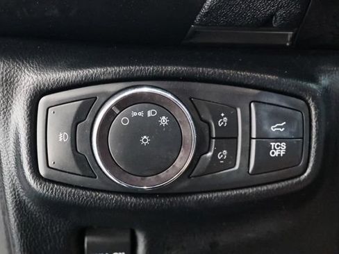 Used 2019 Lincoln Nautilus Select AWD/4WD image 22