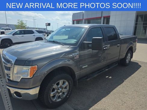 Used 2013 Ford F150 XLT w/ Luxury Equipment Group AWD/4WD image 2