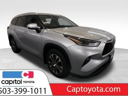 Used 2021 Toyota Highlander XLE