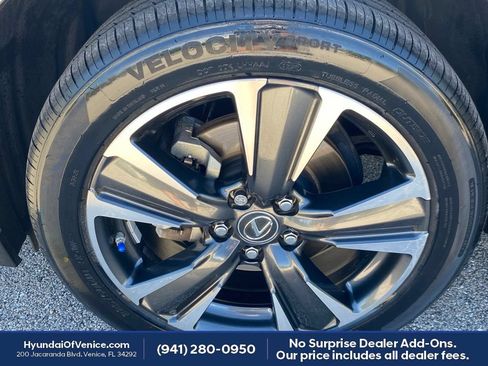 Used 2023 Lexus UX 250h FWD w/ Accessory Package (Z2) image 22