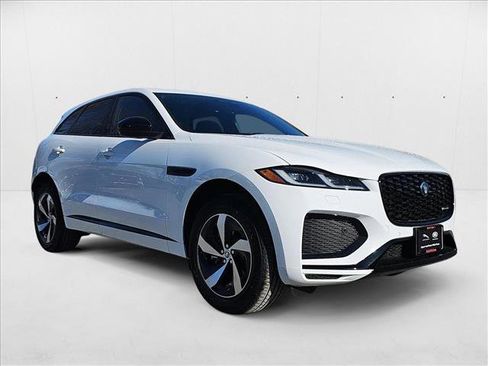 New 2025 Jaguar F-PACE R-Dynamic S image 3